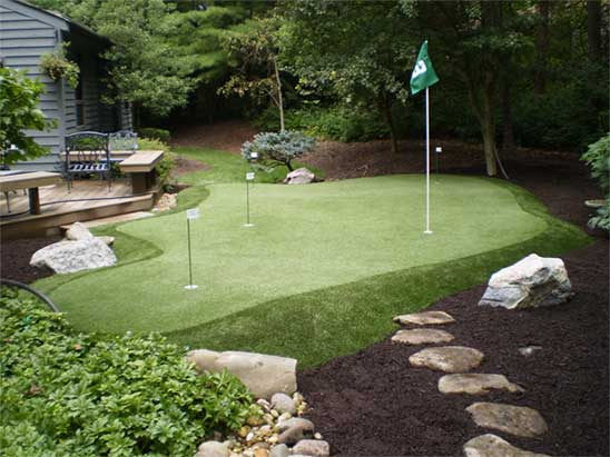 Benefits Of Installing A Putting Green Southwest Greens Ohio